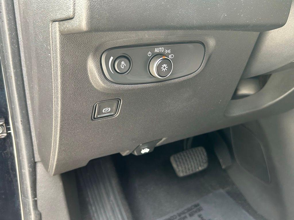 used 2021 GMC Terrain car, priced at $18,000