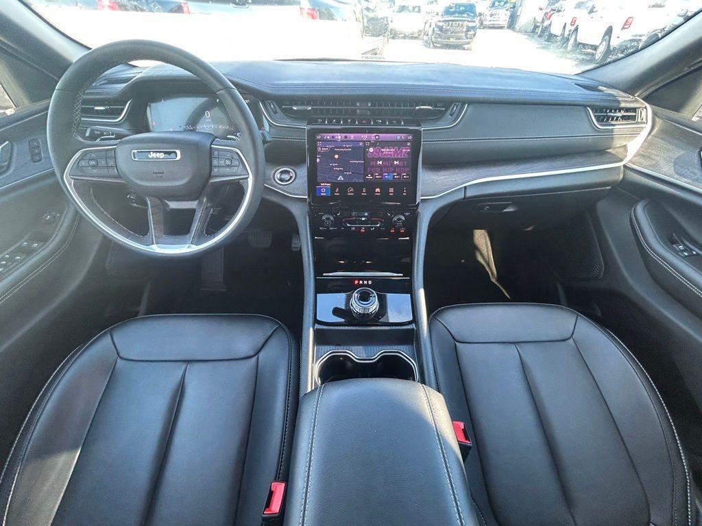 new 2025 Jeep Grand Cherokee L car, priced at $39,601