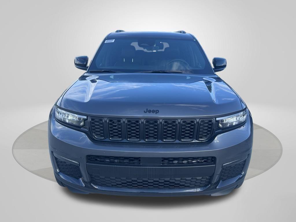 new 2025 Jeep Grand Cherokee L car, priced at $39,601