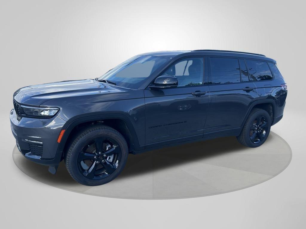new 2025 Jeep Grand Cherokee L car, priced at $39,601