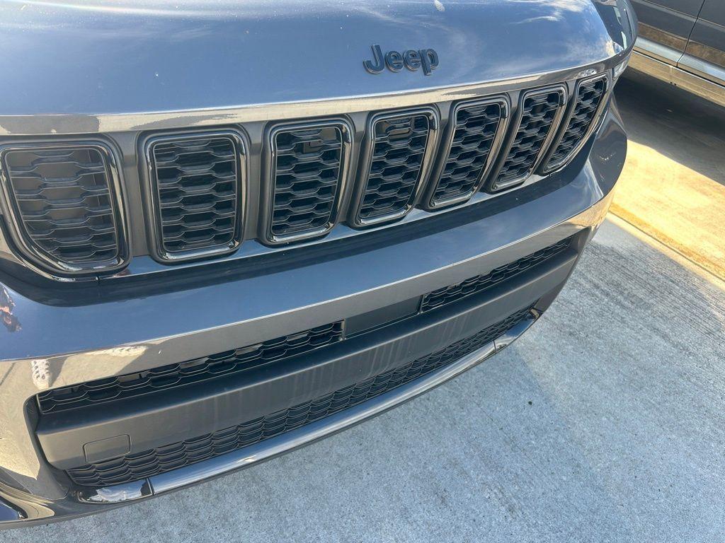 new 2025 Jeep Grand Cherokee L car, priced at $39,601