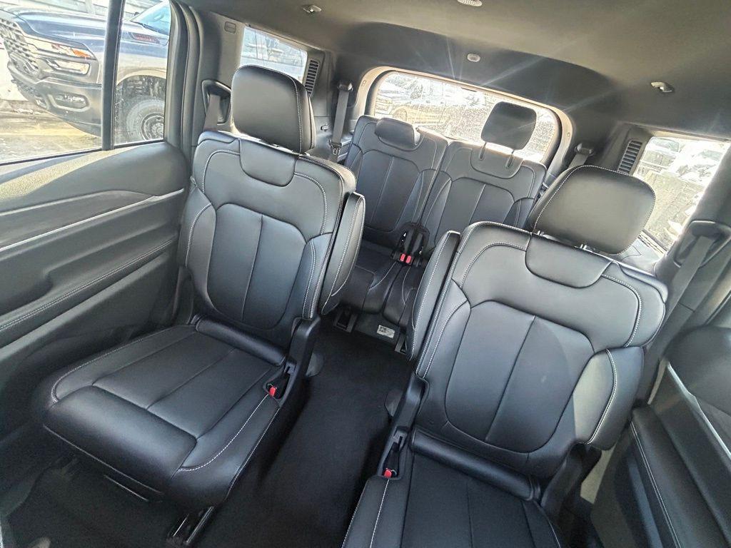 new 2025 Jeep Grand Cherokee L car, priced at $39,601