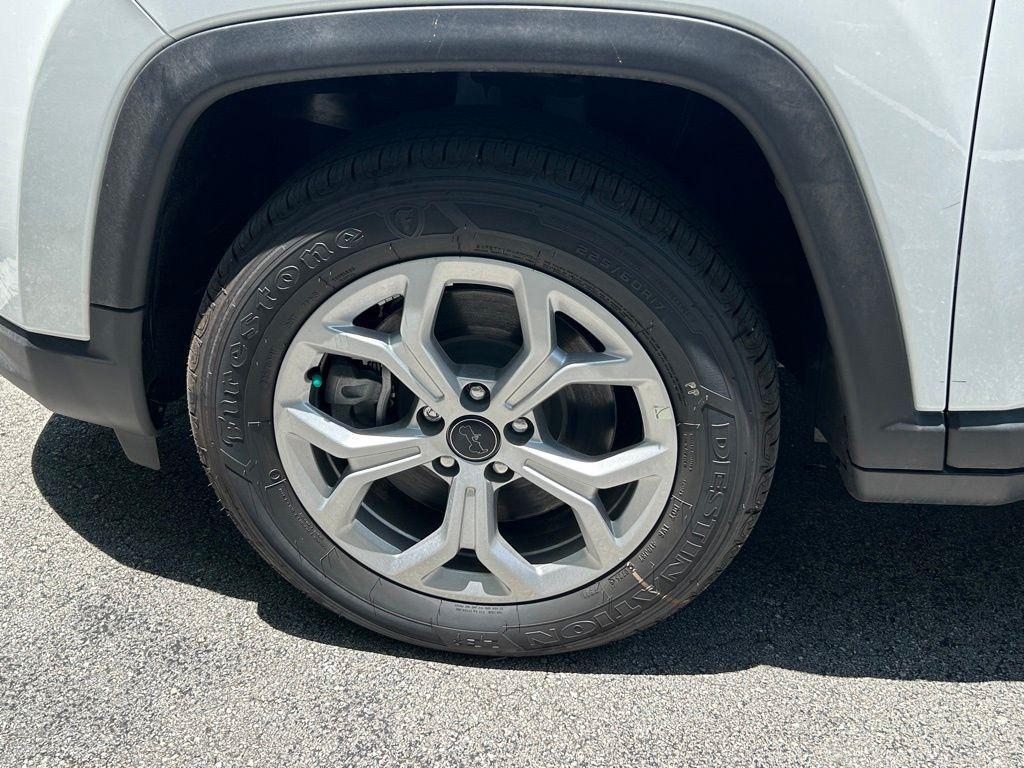 new 2025 Jeep Compass car, priced at $23,572