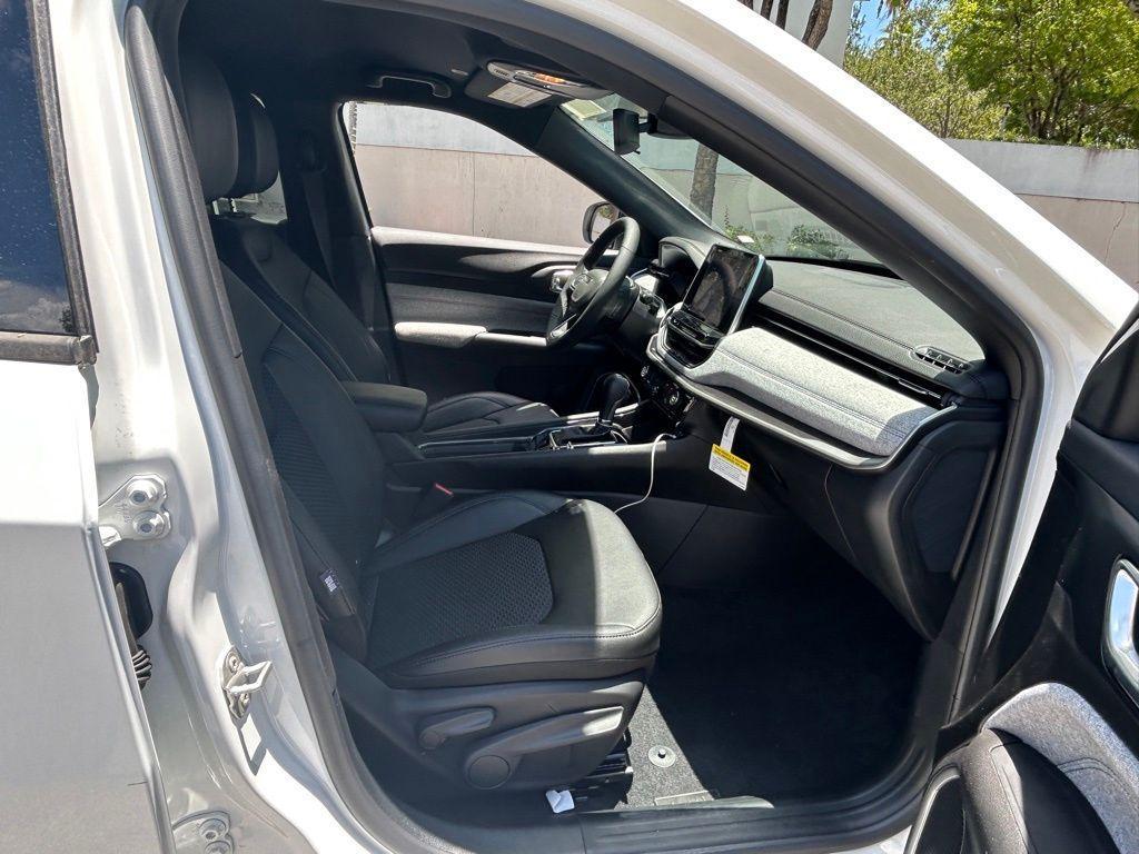new 2025 Jeep Compass car, priced at $23,572