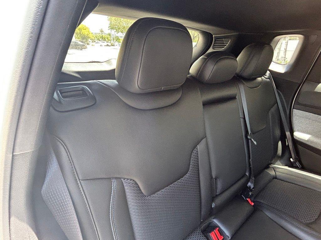 new 2025 Jeep Compass car, priced at $23,572