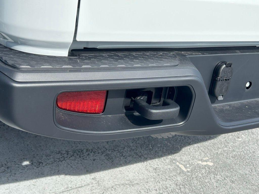 new 2025 Jeep Gladiator car, priced at $40,082