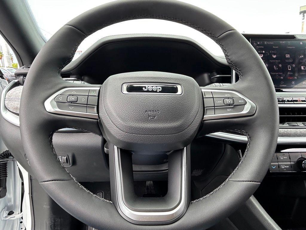 new 2025 Jeep Compass car, priced at $23,572