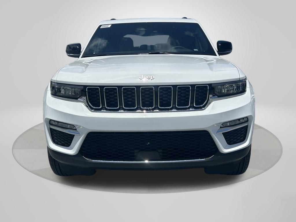 new 2025 Jeep Grand Cherokee car, priced at $36,937