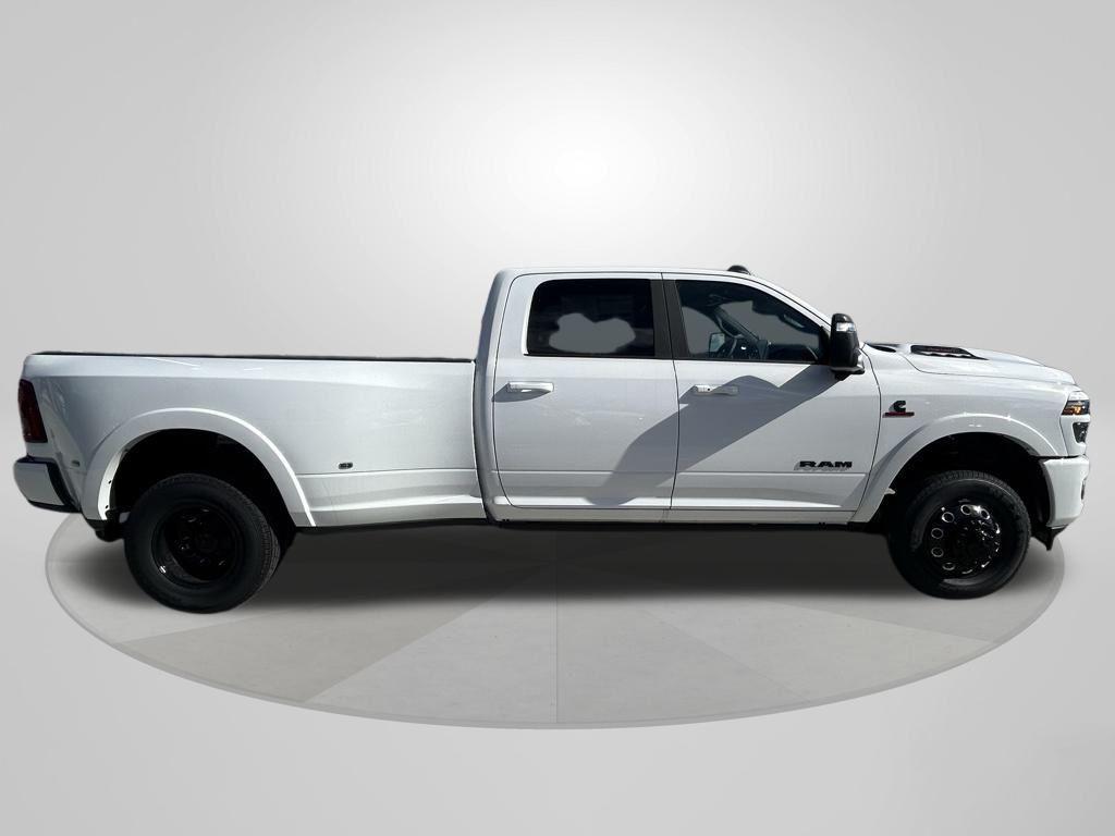 new 2025 Ram 3500 car, priced at $85,878