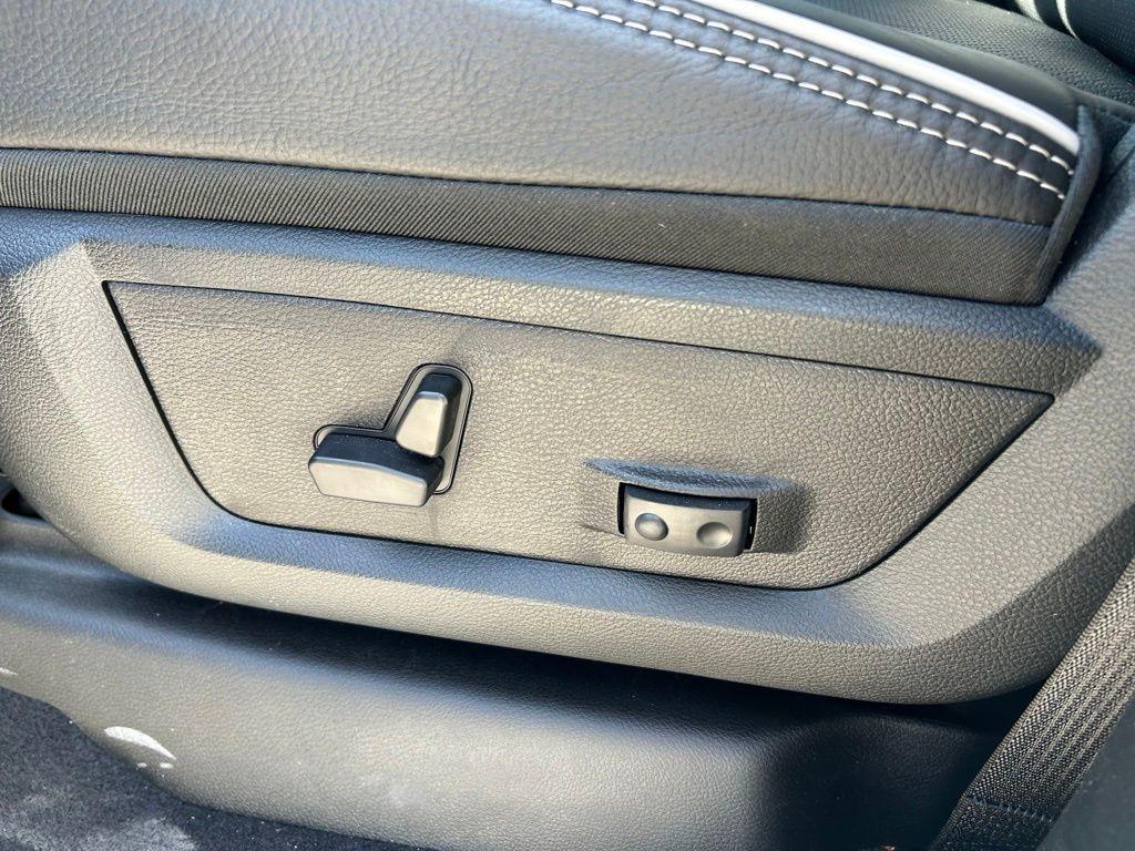 new 2025 Ram 3500 car, priced at $85,878