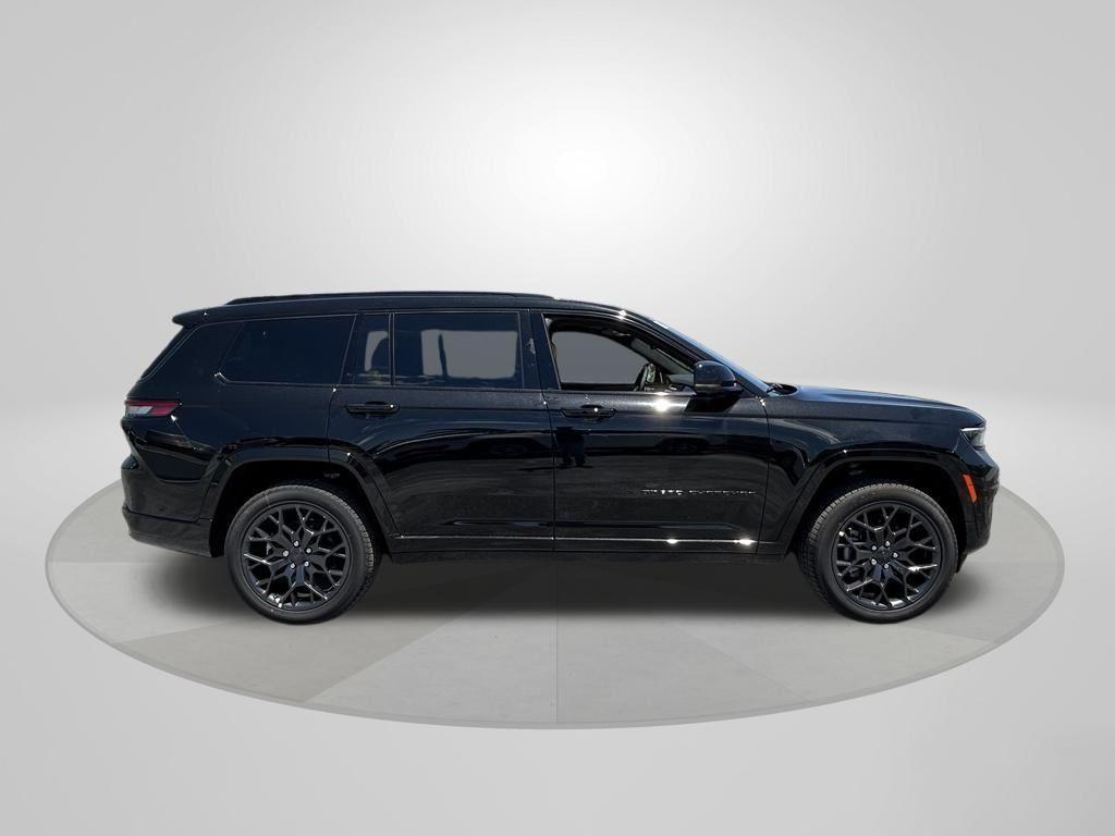 new 2025 Jeep Grand Cherokee L car, priced at $57,114