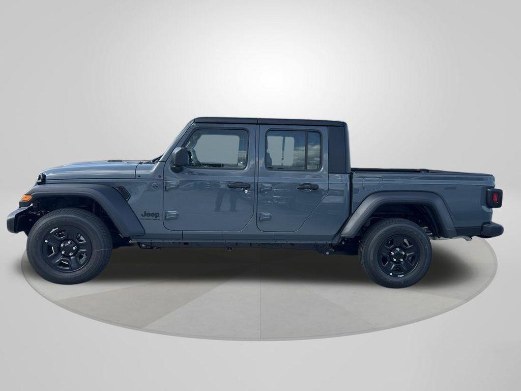 new 2025 Jeep Gladiator car, priced at $37,278