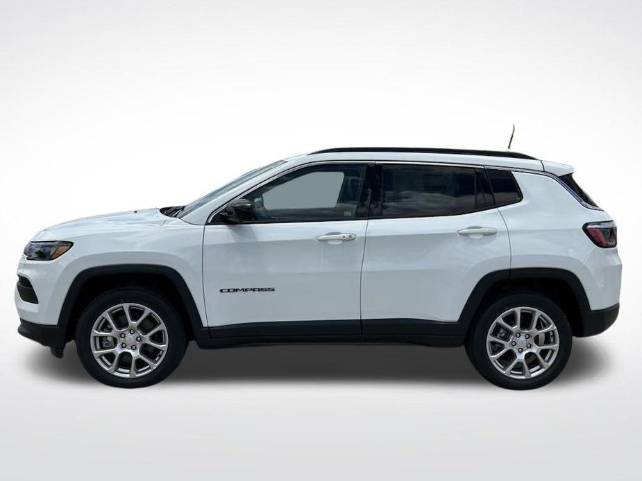 new 2024 Jeep Compass car, priced at $28,482