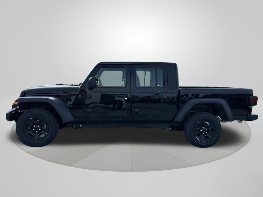 new 2025 Jeep Gladiator car, priced at $40,677