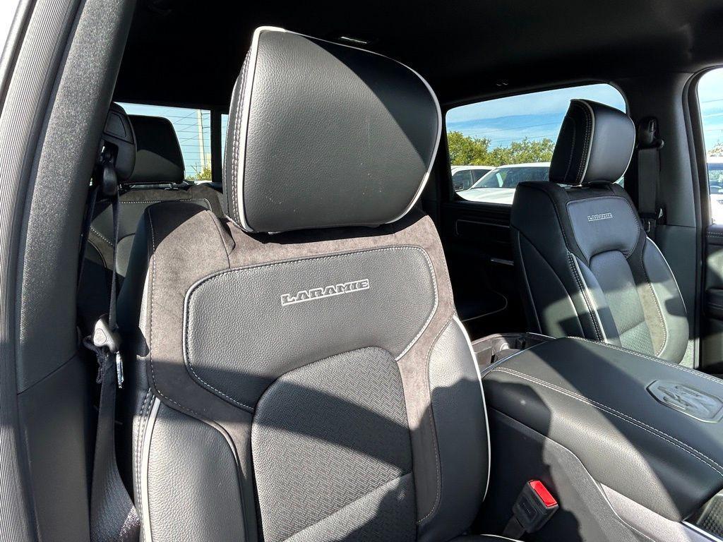 new 2025 Ram 1500 car, priced at $52,287