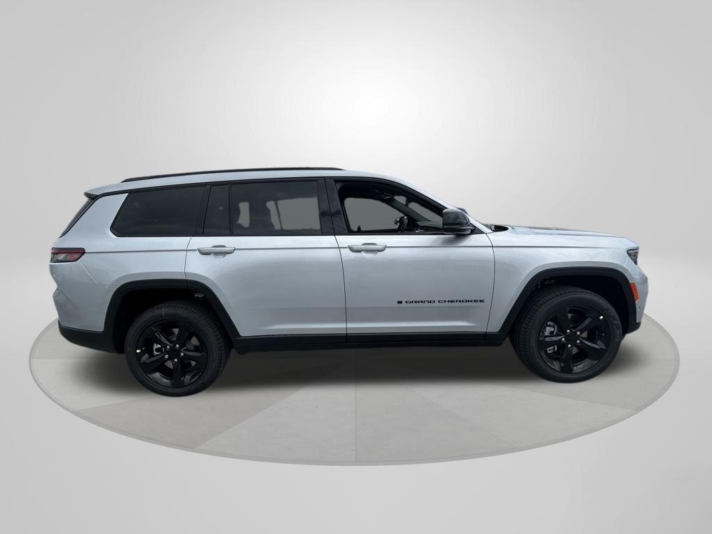 new 2025 Jeep Grand Cherokee L car, priced at $44,023