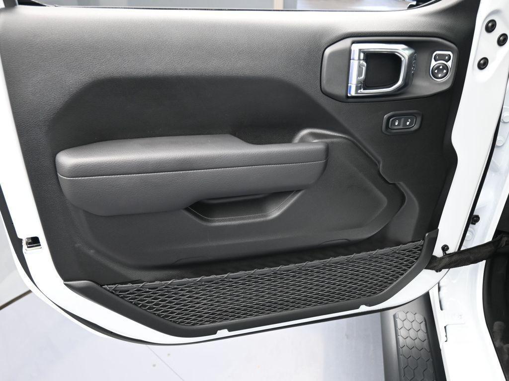 new 2025 Jeep Wrangler 4xe car, priced at $44,123