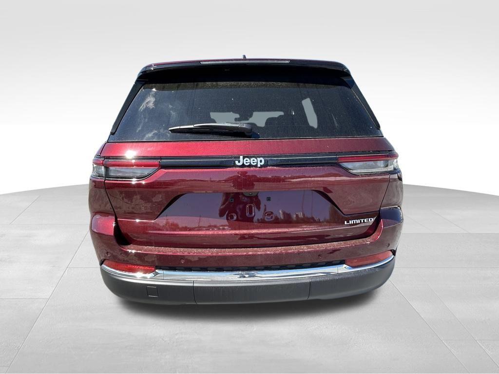 new 2025 Jeep Grand Cherokee car, priced at $34,955