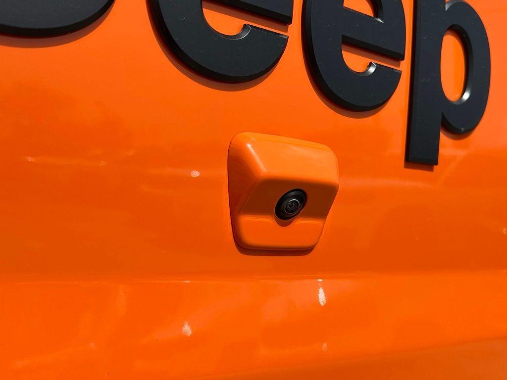 new 2025 Jeep Gladiator car, priced at $45,103
