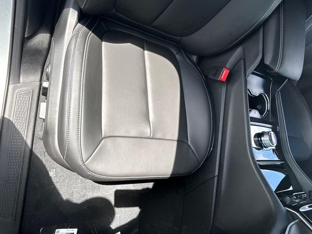 new 2025 Jeep Grand Cherokee L car, priced at $40,478