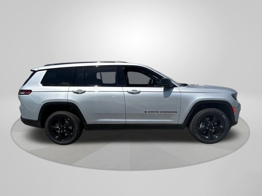 new 2025 Jeep Grand Cherokee L car, priced at $40,478