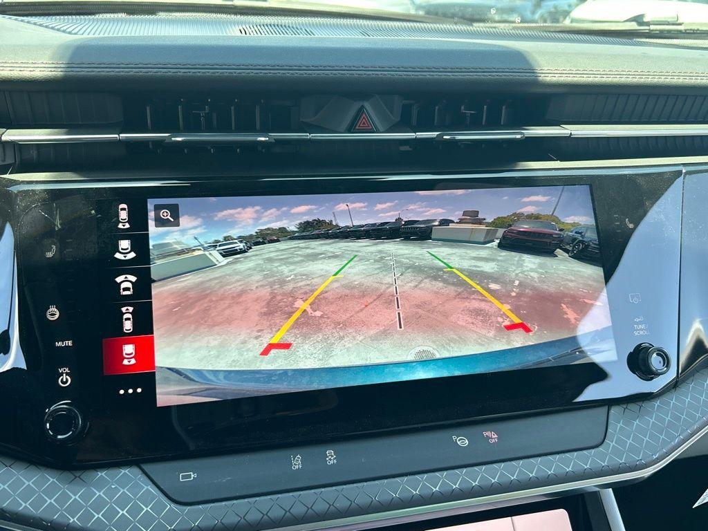 new 2025 Jeep Wagoneer S car, priced at $41,321