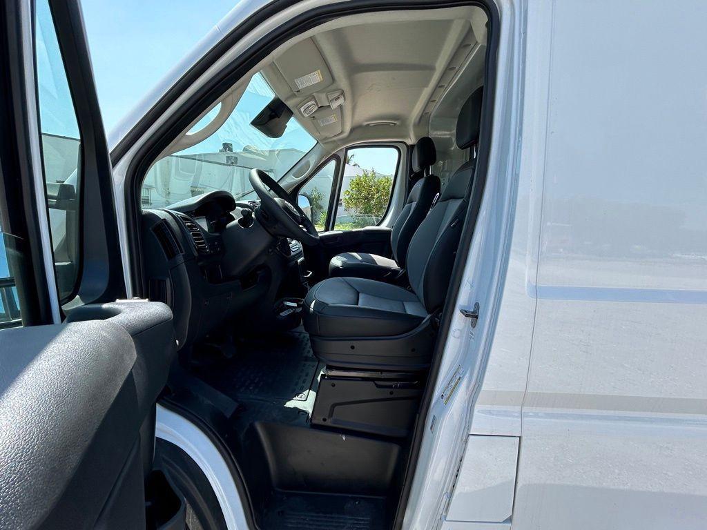 new 2024 Ram ProMaster 3500 car, priced at $51,637