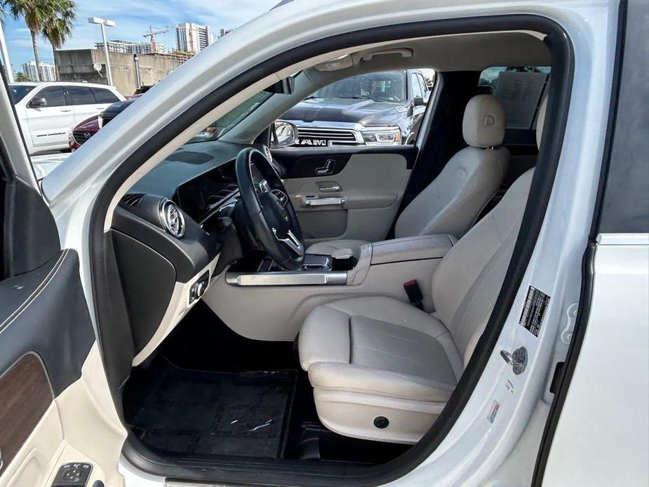 used 2021 Mercedes-Benz GLB 250 car, priced at $27,000