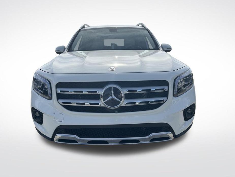 used 2021 Mercedes-Benz GLB 250 car, priced at $27,000