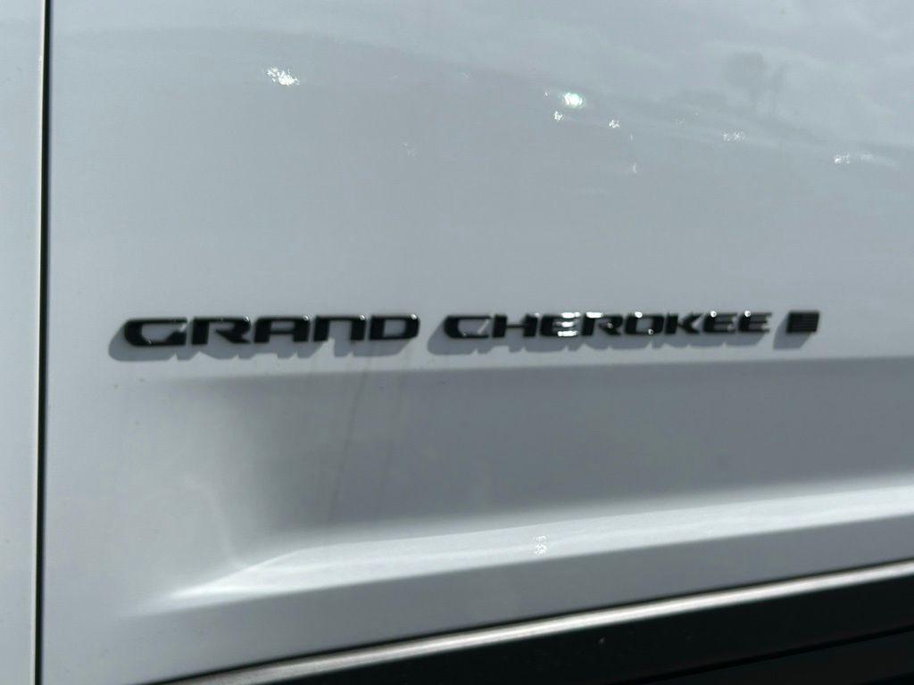 new 2024 Jeep Grand Cherokee L car, priced at $35,339