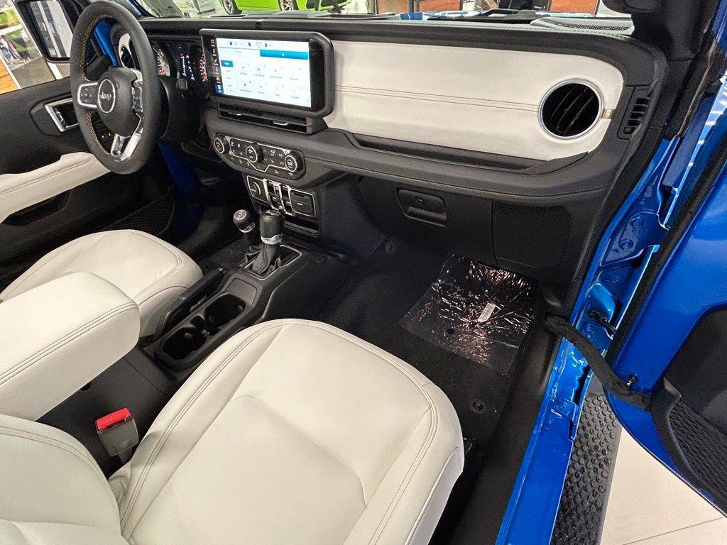 new 2024 Jeep Wrangler car, priced at $42,571