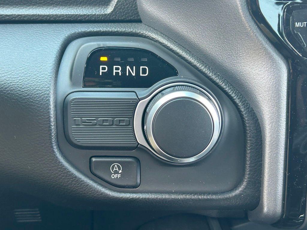 new 2025 Ram 1500 car, priced at $39,555