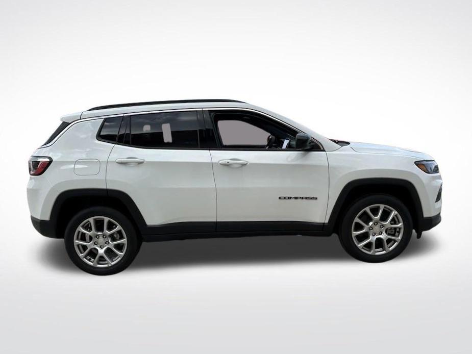 new 2024 Jeep Compass car, priced at $28,594