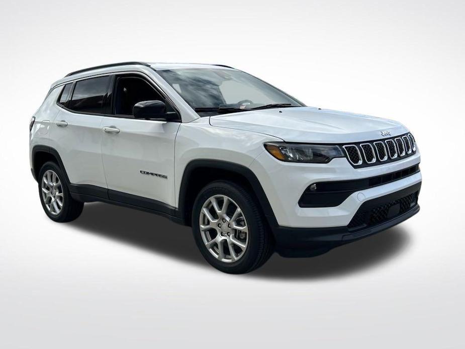 new 2024 Jeep Compass car, priced at $28,594