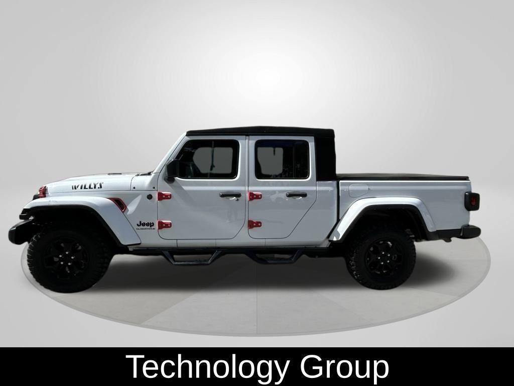 used 2023 Jeep Gladiator car, priced at $28,847