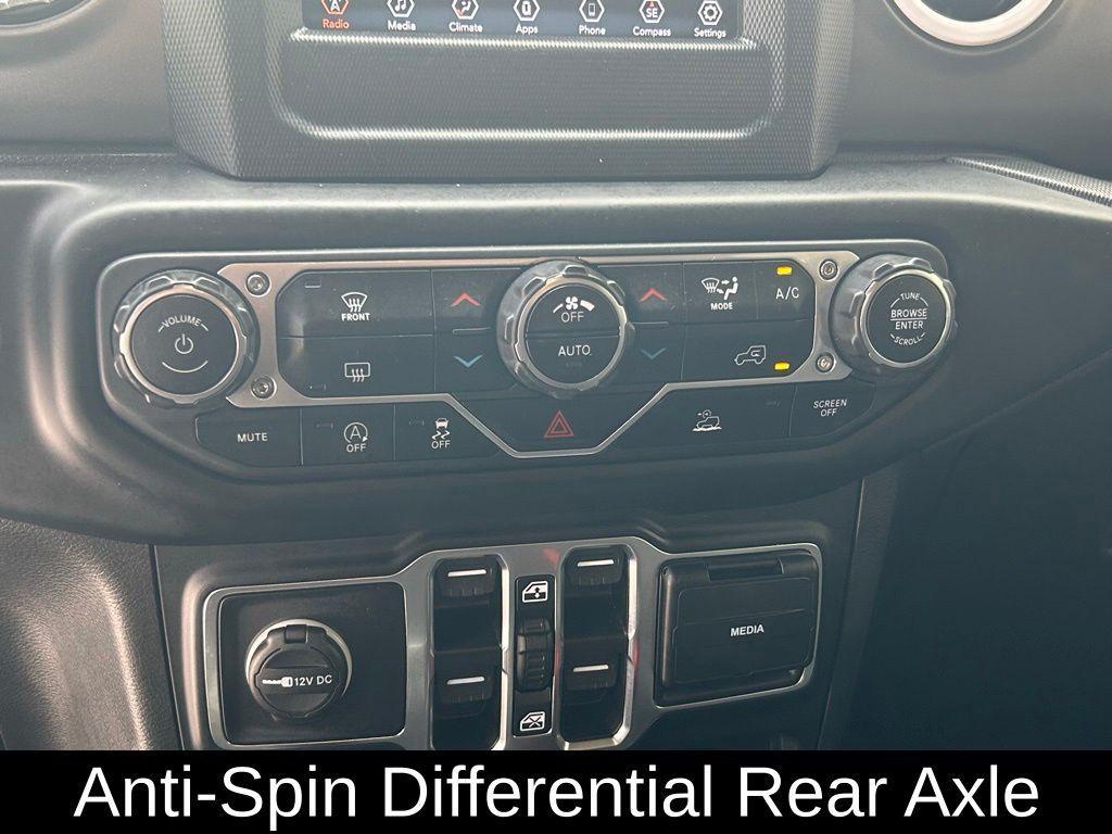 used 2023 Jeep Gladiator car, priced at $28,847