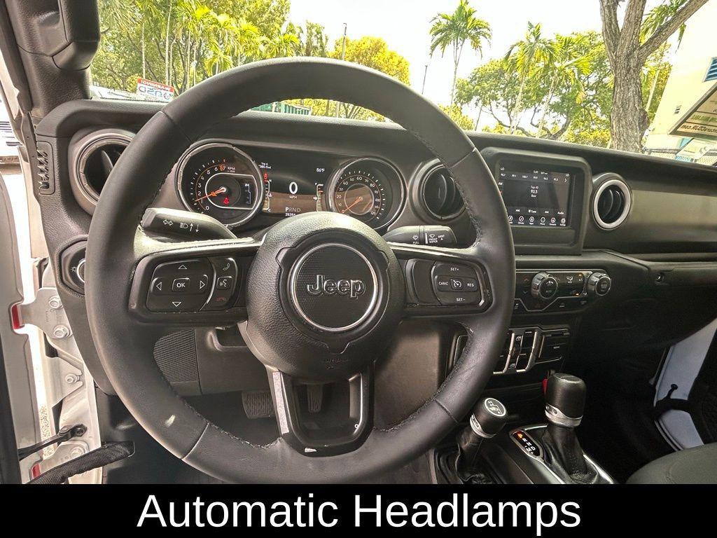 used 2023 Jeep Gladiator car, priced at $28,847