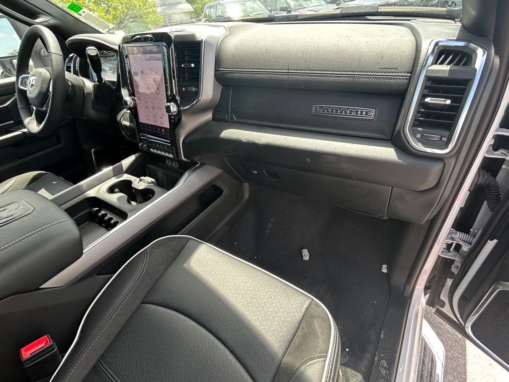 new 2025 Ram 3500 car, priced at $76,127