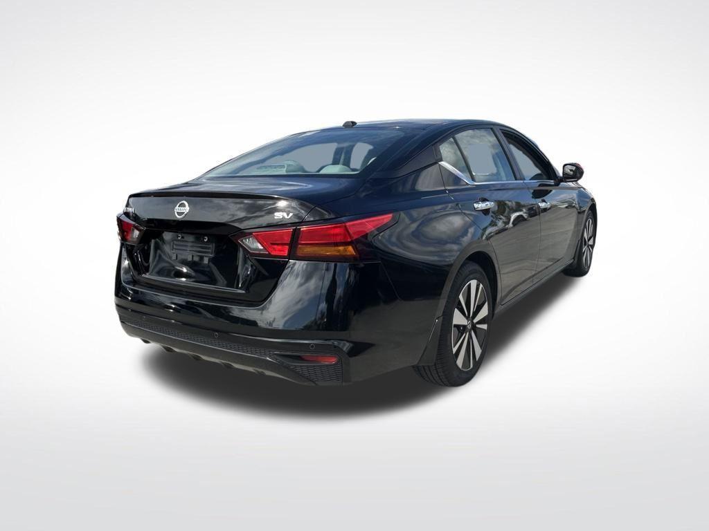 used 2022 Nissan Altima car, priced at $15,200