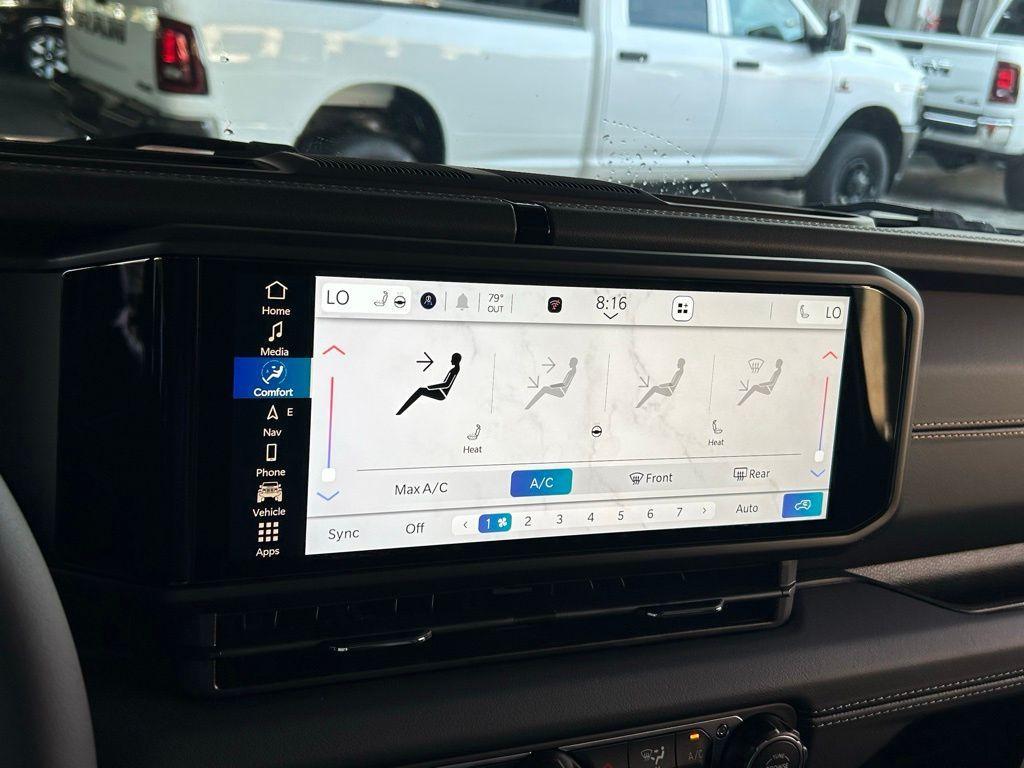 new 2025 Jeep Wrangler car, priced at $46,590