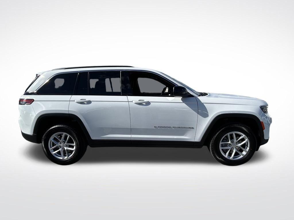 new 2025 Jeep Grand Cherokee car, priced at $30,263