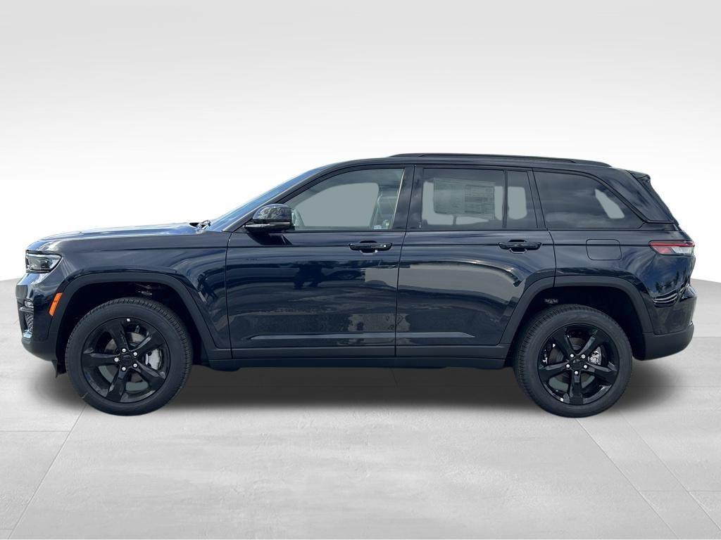 new 2025 Jeep Grand Cherokee car, priced at $38,559