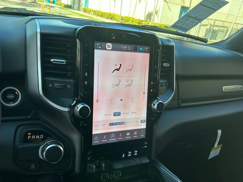 new 2025 Ram 1500 car, priced at $42,977