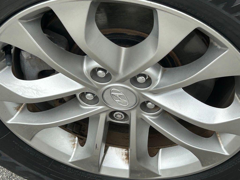 used 2019 Hyundai Santa Fe car, priced at $12,396