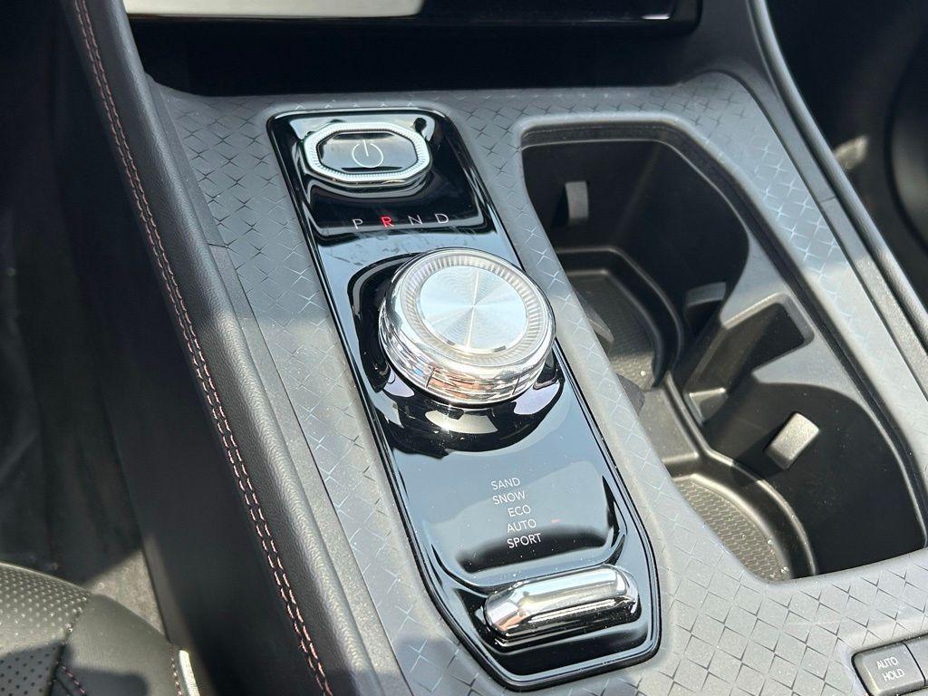 new 2025 Jeep Wagoneer S car, priced at $48,065