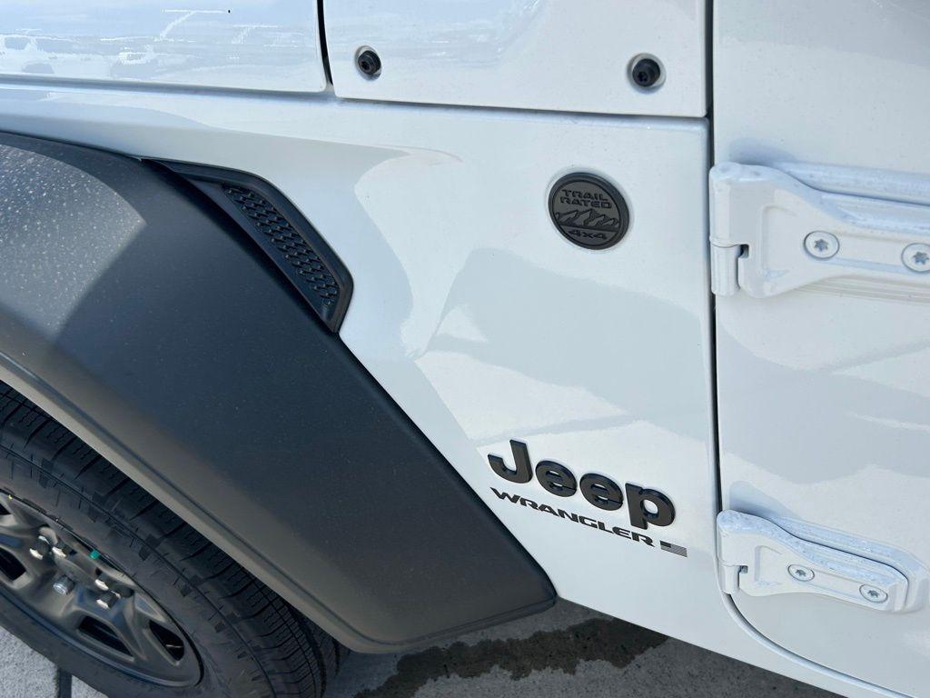 new 2026 Jeep Wrangler car, priced at $36,994