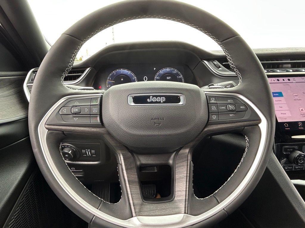 new 2025 Jeep Grand Cherokee L car, priced at $40,134
