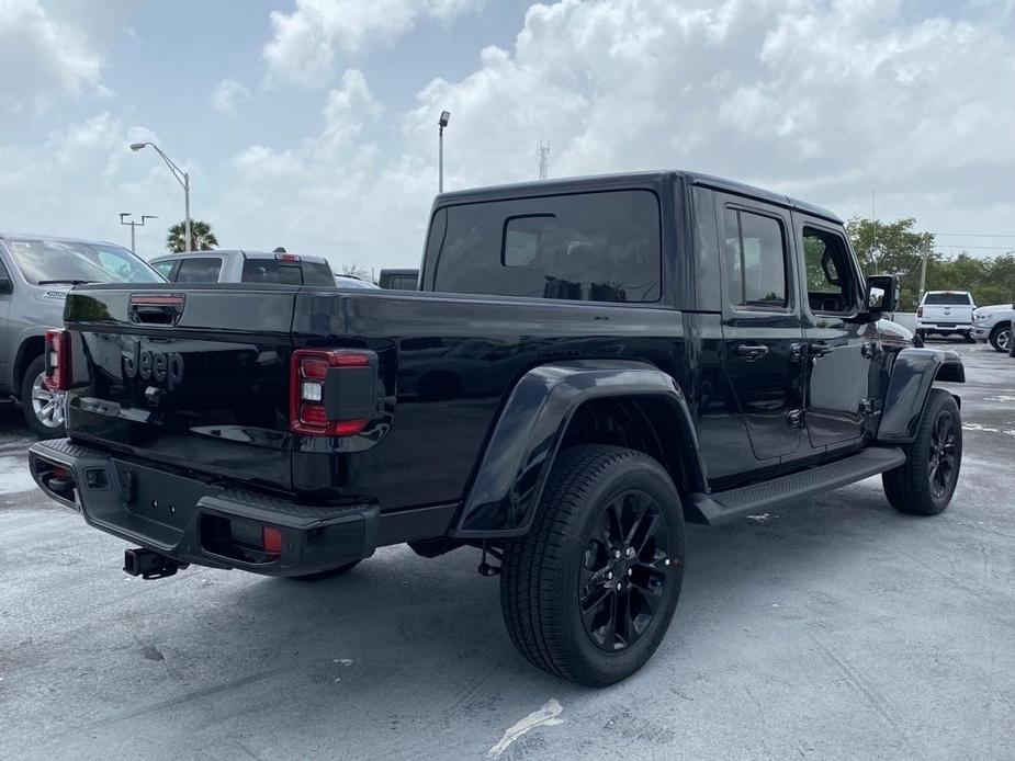 new 2022 Jeep Gladiator car, priced at $42,925