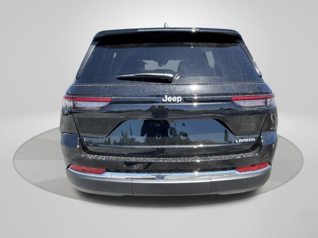 new 2025 Jeep Grand Cherokee car, priced at $32,756