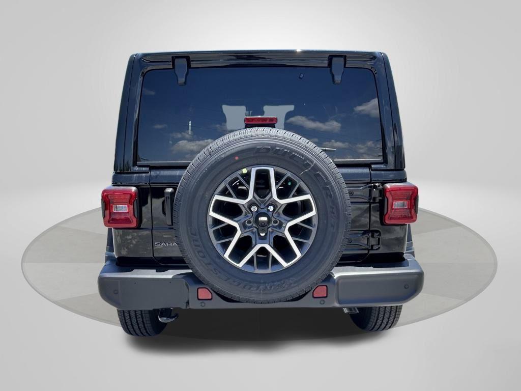new 2025 Jeep Wrangler car, priced at $47,186